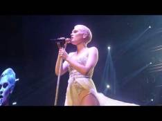 Jessie J - Breathe video