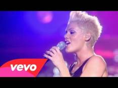 Pink - Leave Me Alone (i'm Lonely) video