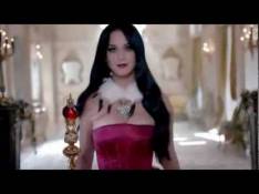 Prism Katy Perry - Love Me video