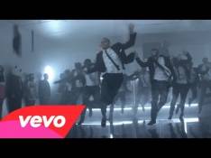 Chris Brown - Turn Up The Music video