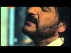 Ricardo Arjona - Soledad Enamorada video