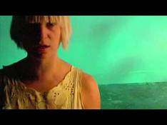Lady Croissant Sia - Don't Bring Me Down video