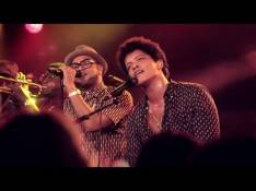 Doo-Wops & Hooligans Bruno Mars - Runaway Baby video